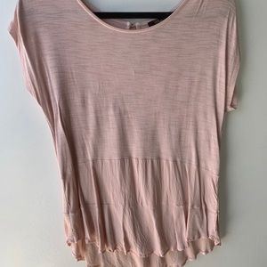 super flattering t-shirt blouse | size M